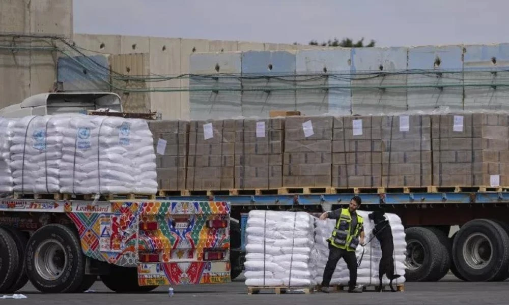 Γάζα: Έφτασαν 276 φορτηγά με ανθρωπιστική βοήθεια, σύμφωνα με το Ισραήλ
